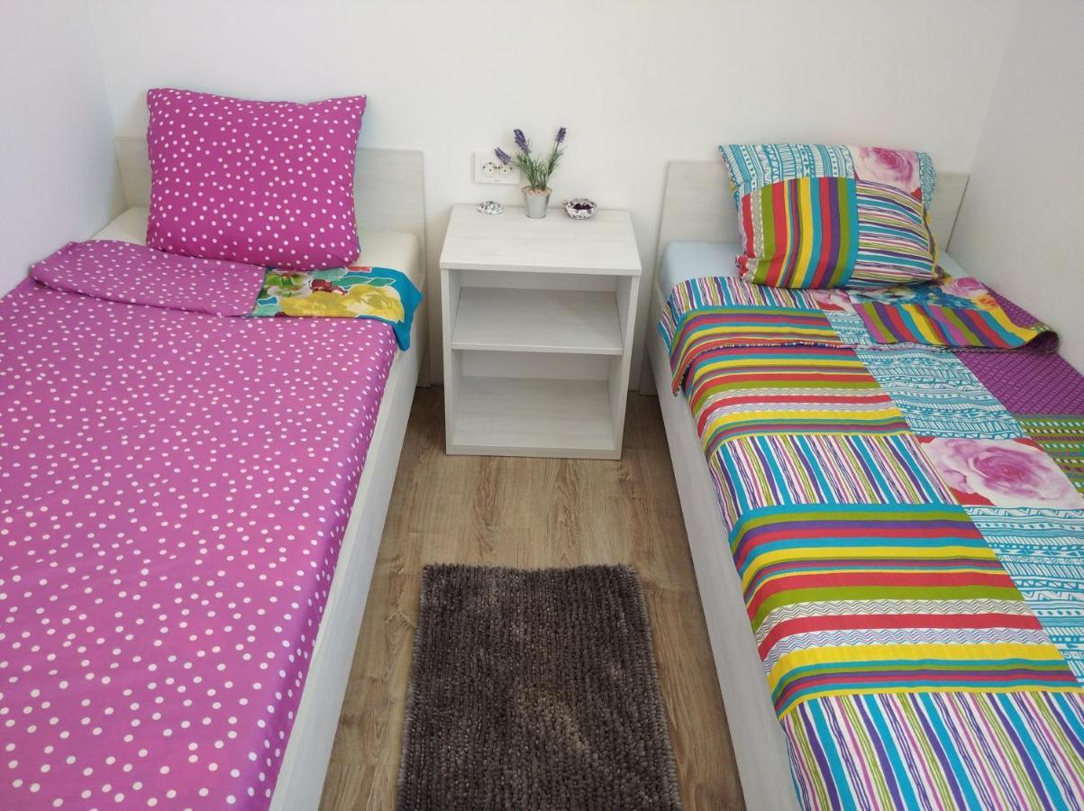 Dandy Apartment ปอฟเลียนา ภายนอก รูปภาพ