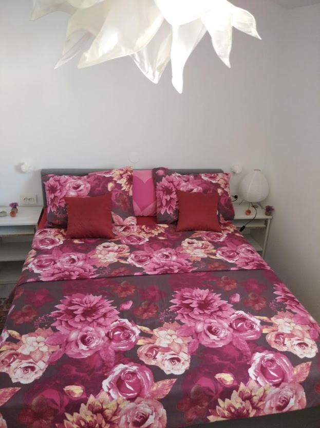 Dandy Apartment ปอฟเลียนา ภายนอก รูปภาพ